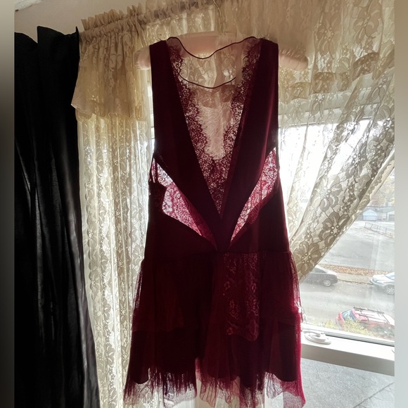 Wine-Colored 1920’s Style Free People Dress - Picture 2 of 10